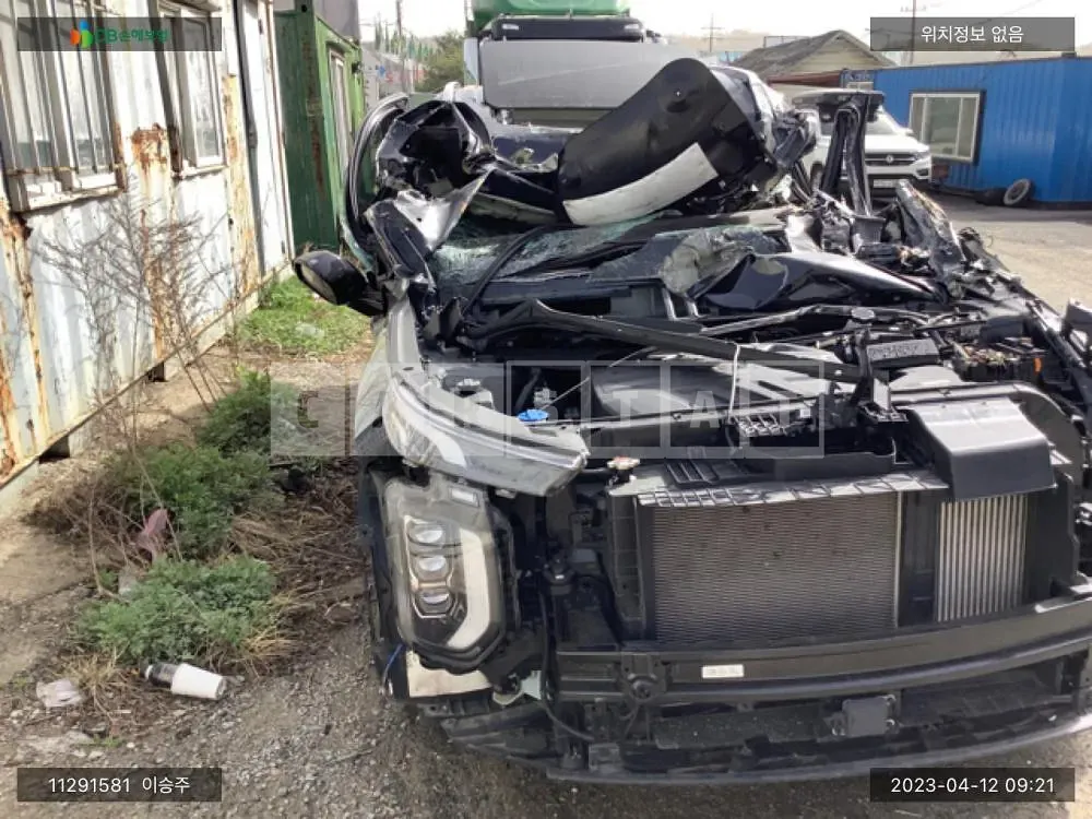 Photo 2 of 10: 2022 Hyundai Palisade, VIN KMHR581ABNU431363 — Korean insurance auction