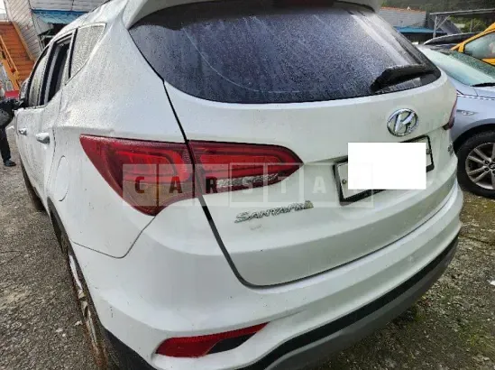 Photo 2 of 12: 2016 Hyundai Santa Fe — Korean insurance auction