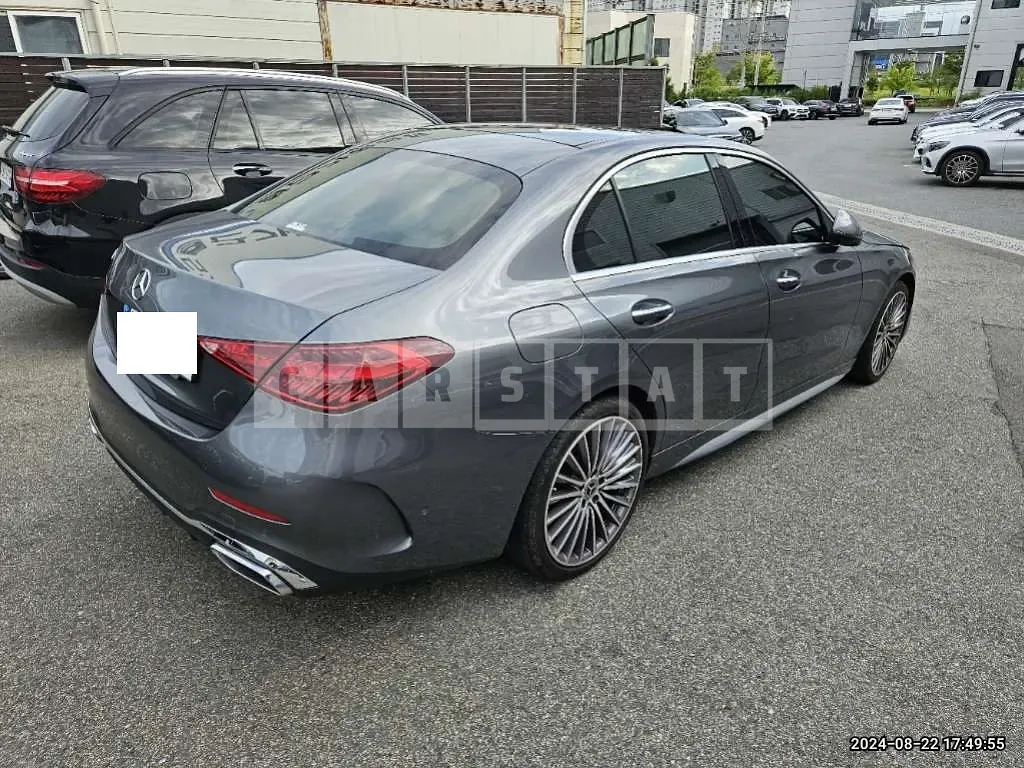 Photo 2 of 22: 2022 Mercedes-Benz C300 — Korean insurance auction