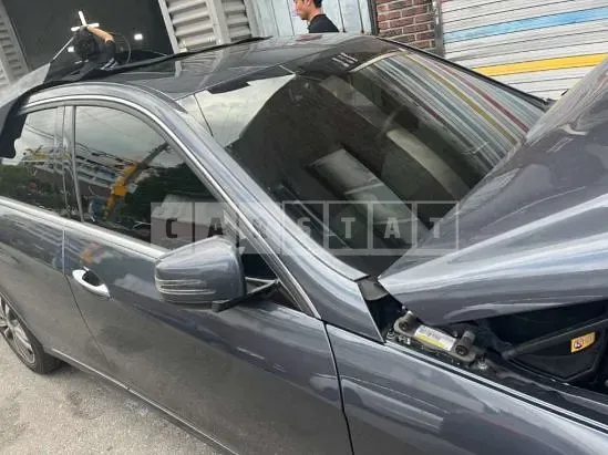 Photo 2 of 23: 2016 Mercedes-Benz E220 BlueTec — Korean insurance auction