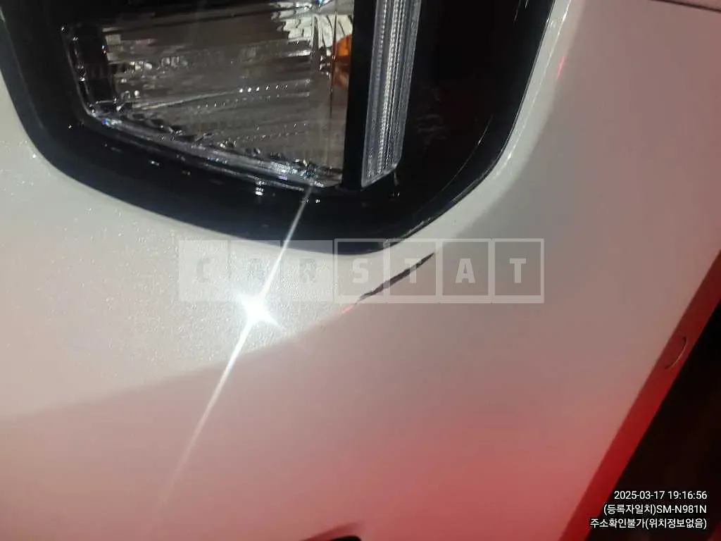Photo 2 of 2: 2025 Kia (parts) Sorento Headlamp — Korean insurance auction