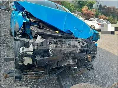 Photo 1 of 19: 2020 Hyundai Kona Hybrid — Korean insurance auction