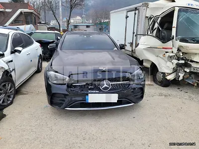 Photo 1 of 23: 2022 Mercedes-Benz E350 4Matic, VIN W1KZF8GBXNB076273 — Korean insurance auction