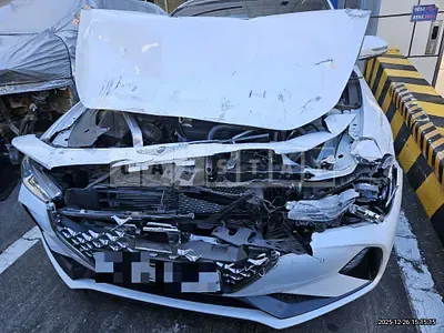 Photo 1 of 18: 2020 Genesis G70 2.0T — Korean insurance auction