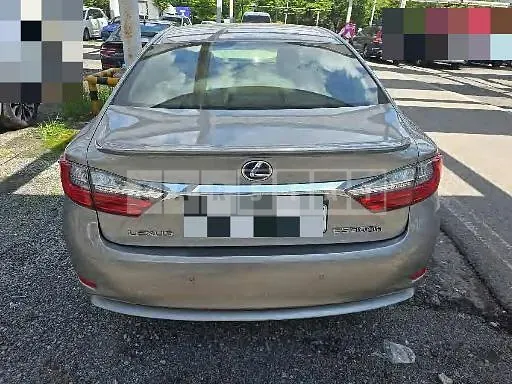 Photo 2 of 16: 2016 Lexus ES300h — Korean insurance auction