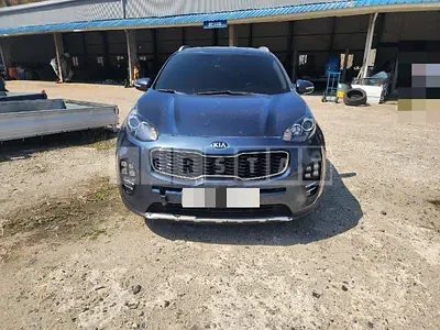 Photo 1 of 20: 2017 Kia Sportage — Korean insurance auction