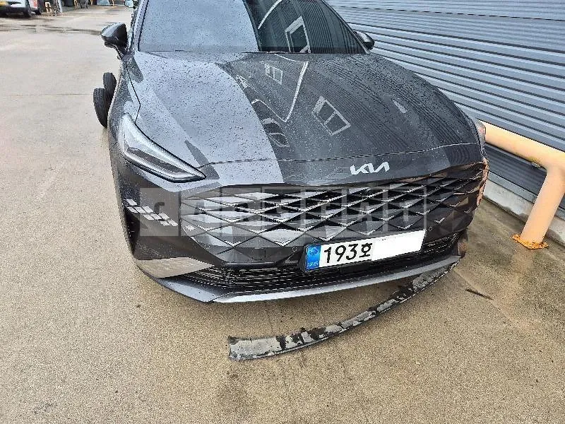 Photo 2 of 38: 2022 Kia K8 Hybrid, VIN KNAM2411BPA041650 — Korean insurance auction