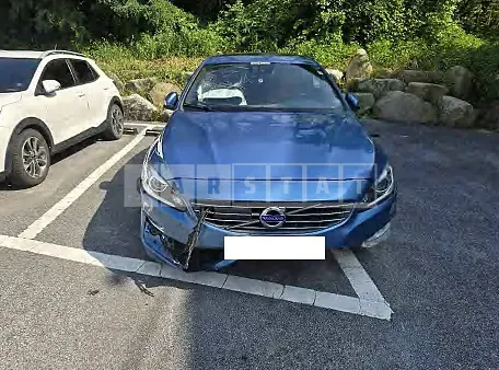 Photo 2 of 8: 2015 Volvo S60 T5 — Korean insurance auction