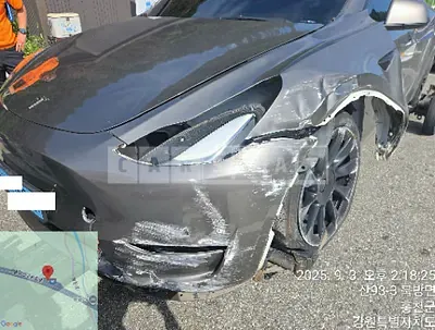 Photo 1 of 7: 2023 Tesla Model Y LongRange — Korean insurance auction