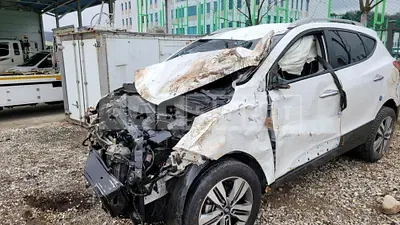 Photo 1 of 24: 2015 Hyundai Tucson, VIN KMHJU81VBFU081807 — Korean insurance auction