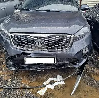 Photo 1 of 29: 2018 Kia Sorento, VIN KNAPG81BBJA461483 — Korean insurance auction