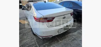 Photo 1 of 12: 2017 Kia K7 — Korean insurance auction