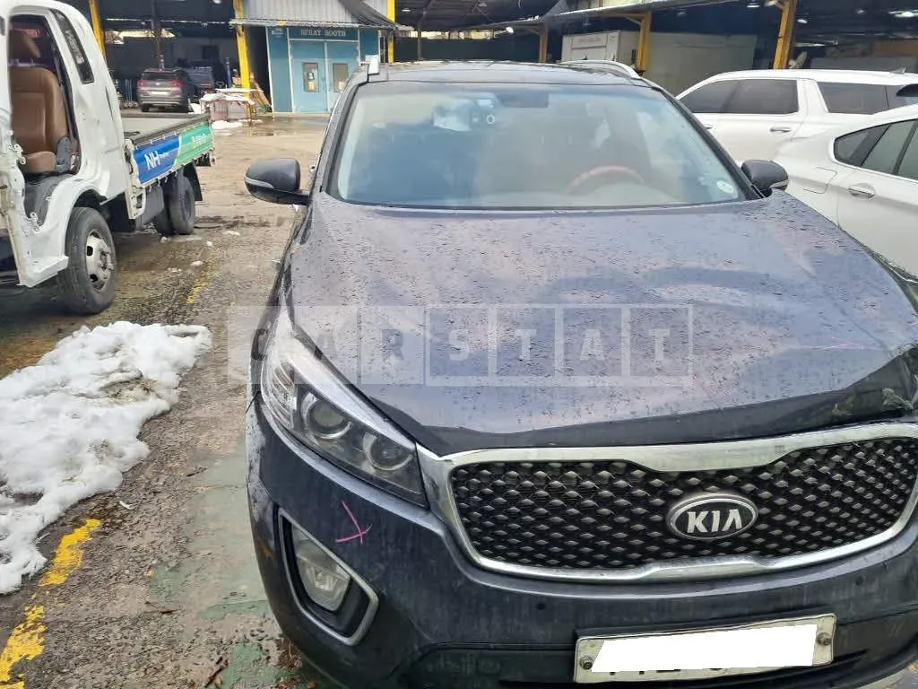 Photo 2 of 37: 2015 Kia Sorento, VIN KNAPK81ADFA118573 — Korean insurance auction