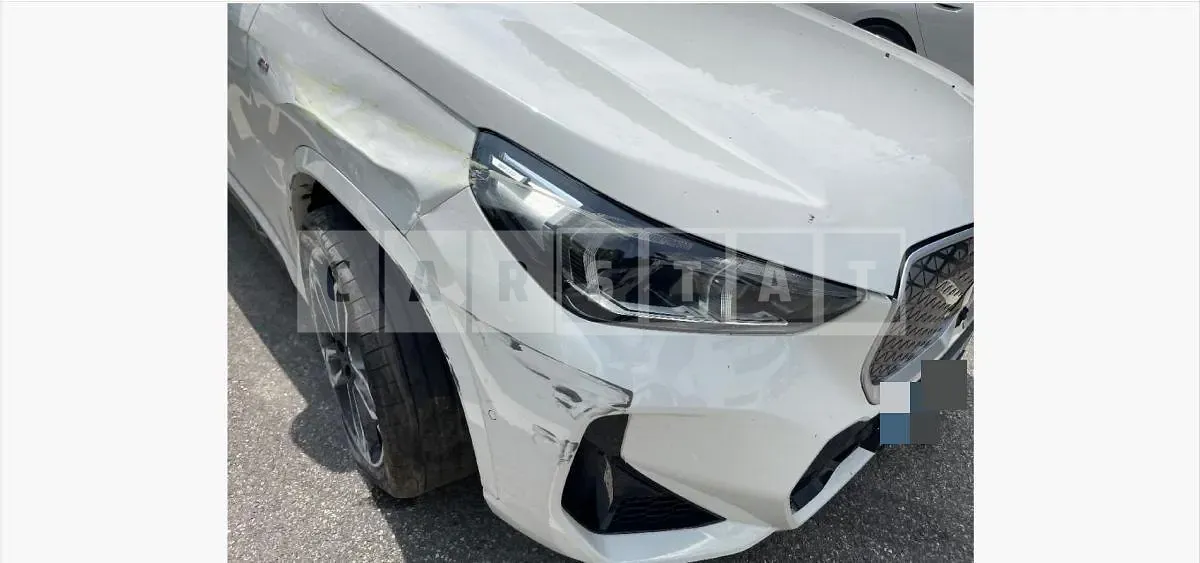 Photo 2 of 42: 2024 BMW iX1 xDrive30 — Korean insurance auction