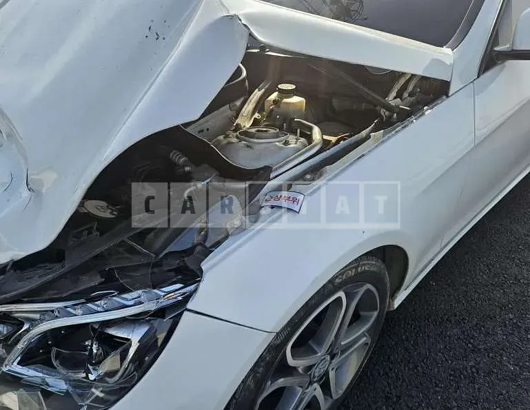 Photo 2 of 6: 2015 Mercedes-Benz E250 BlueTec 4Matic — Korean insurance auction