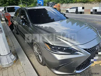 Photo 1 of 15: 2024 Lexus ES300h — Korean insurance auction