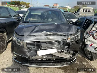 Photo 1 of 19: 2018 Kia Carnival 2.2 (Diesel, 9 Seater), VIN KNAMB81ABJS432505 — Korean insurance auction