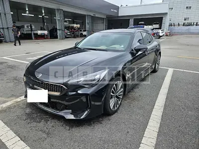 Photo 1 of 32: 2018 Kia Stinger — Korean insurance auction