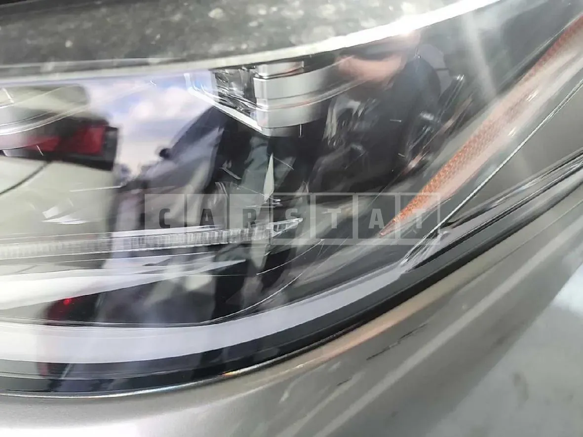 Photo 2 of 3: 2023 Lexus (parts) ES300h Headlamp — Korean insurance auction