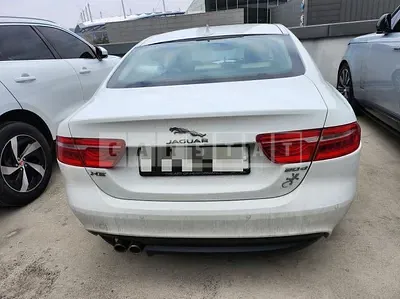 Photo 1 of 38: 2016 Jaguar XE 2.0d — Korean insurance auction