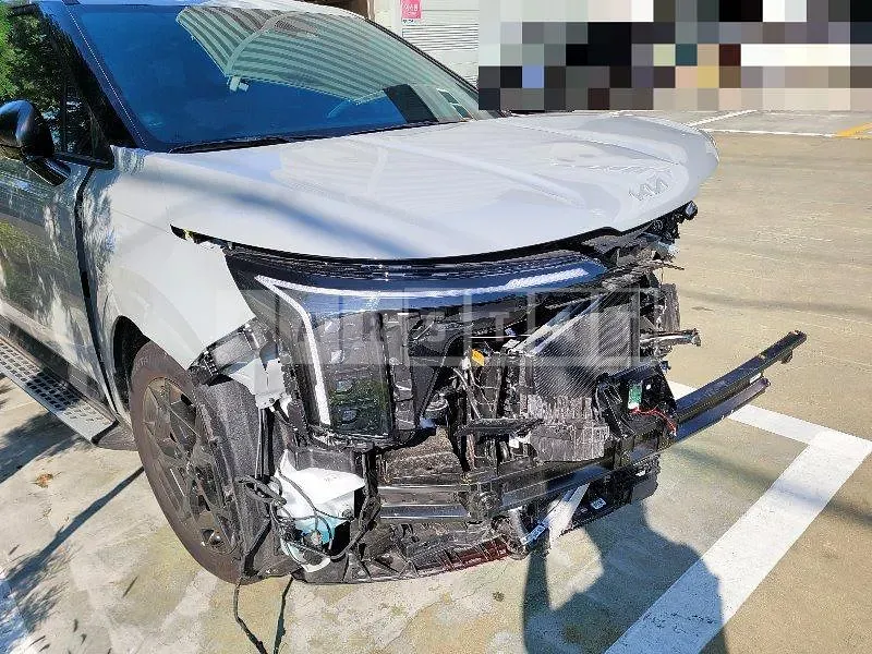 Photo 2 of 6: 2024 Kia (parts) Carnival Hybrid Mission — Korean insurance auction