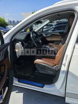Photo 2 of 25: 2019 Audi Q7 45 TFSI quattro, VIN WAUZZZ4M7KD040955 — Korean insurance auction
