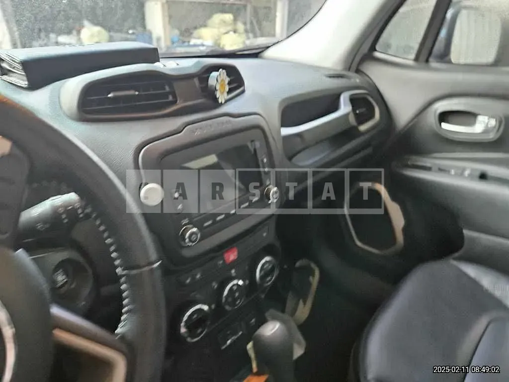 Photo 2 of 28: 2017 Jeep Zip Renegade 2.4 — Korean insurance auction