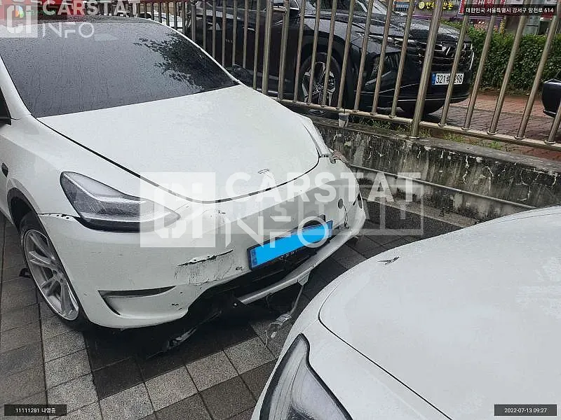 Photo 2 of 20: 2021 Tesla Model Y Standard Range, VIN 5YJYGDED8MF238025 — Korean insurance auction