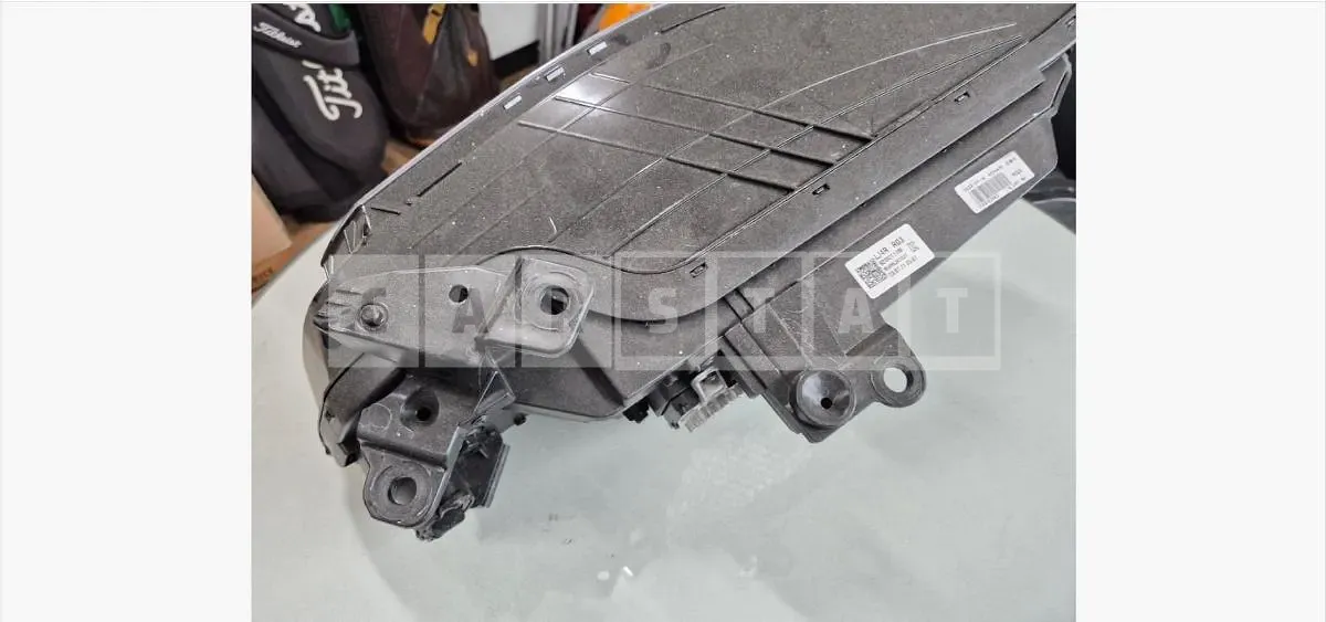 Photo 2 of 6: 2018 Genesis (parts) G80 Headlamp — Korean insurance auction