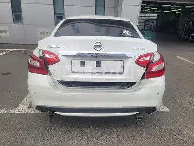 Photo 1 of 22: 2017 Nissan Altima 2.5, VIN 1N4AL3AP5HC183792 — Korean insurance auction