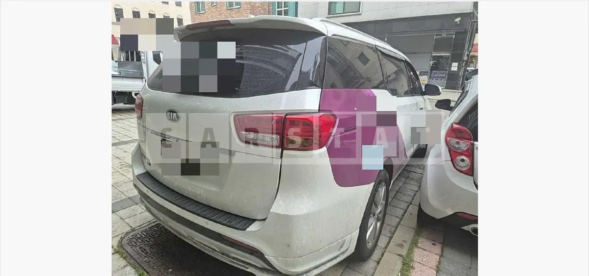 Photo 2 of 14: 2017 Kia Carnivals — Korean insurance auction