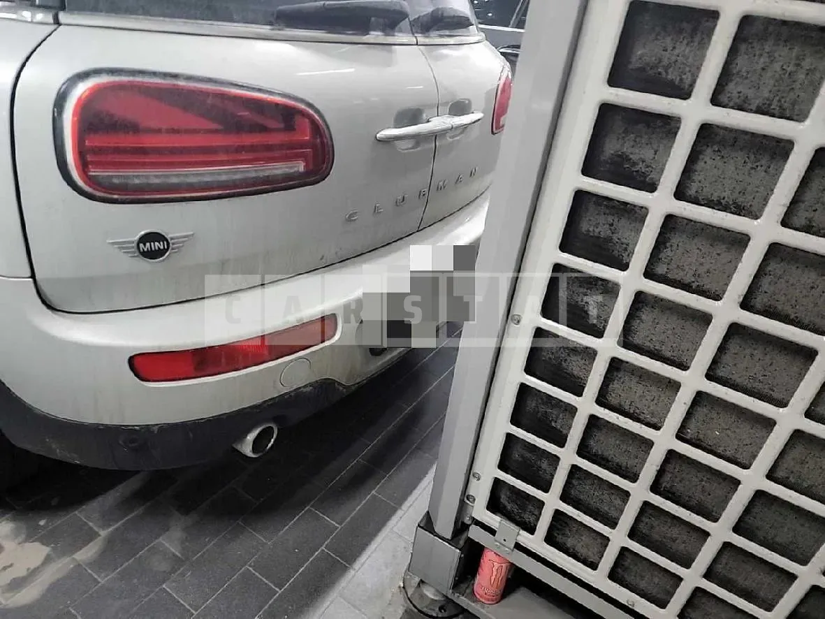 Photo 2 of 20: 2021 MINI Cooper D Clubman, VIN WMW71BB04N2P68156 — Korean insurance auction