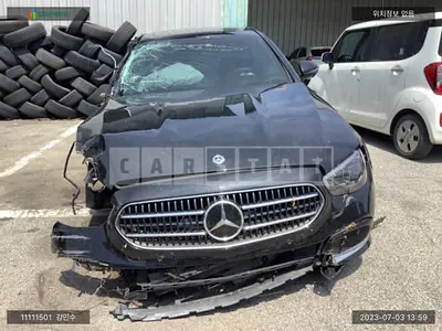 Photo 1 of 14: 2022 Mercedes-Benz E350 4Matic, VIN W1KZF8GB6NB062029 — Korean insurance auction