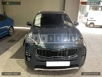 Photo 1 of 26: 2017 Kia Sportage, VIN KNAPN813BJK411663 — Korean insurance auction