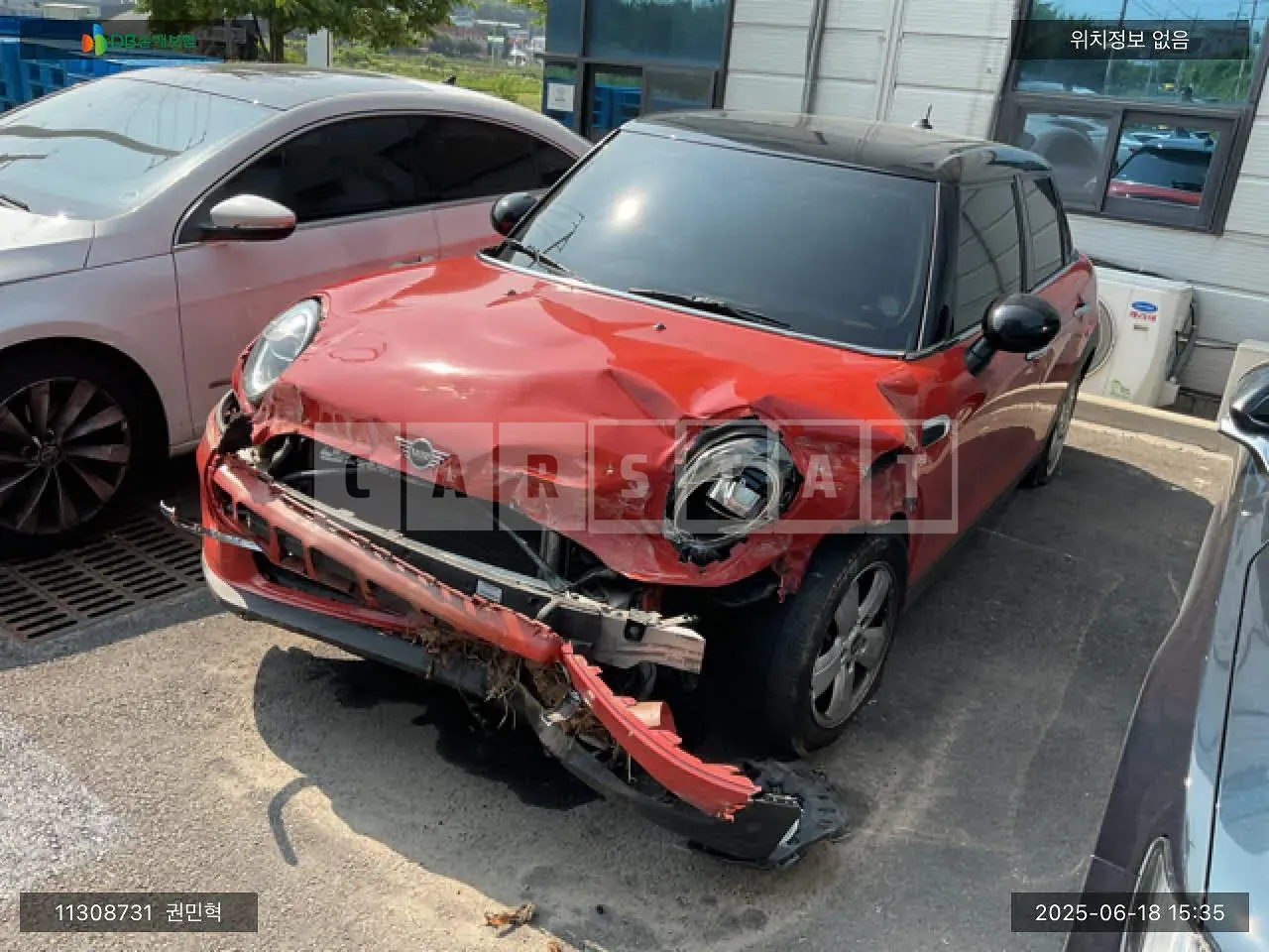 Photo 2 of 21: 2019 MINI Cooper D Five Door, VIN WMWXV3101KTF01299 — Korean insurance auction