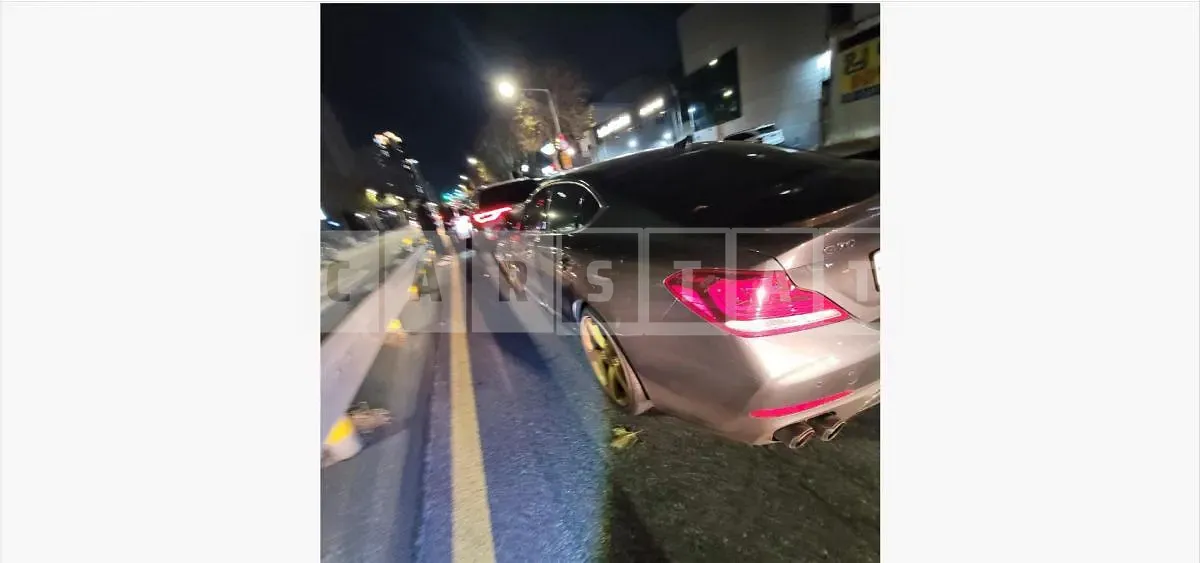 Photo 2 of 9: 2019 Genesis G70 3.3T — Korean insurance auction