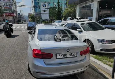 Photo 1 of 9: 2016 BMW 320d EfficientDynamics Edi, VIN WBA8D1109GK655605 — Korean insurance auction