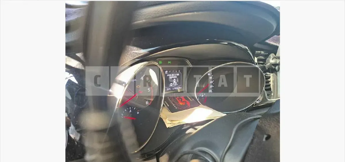 Photo 2 of 18: 2018 Kia Carnival High Limousine — Korean insurance auction