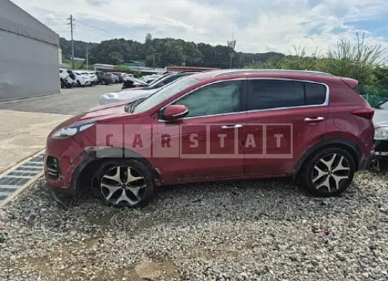 Photo 2 of 39: 2017 Kia Sportage — Korean insurance auction