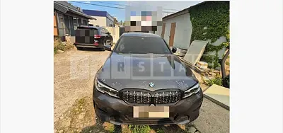 Photo 1 of 47: 2019 BMW 320d — Korean insurance auction