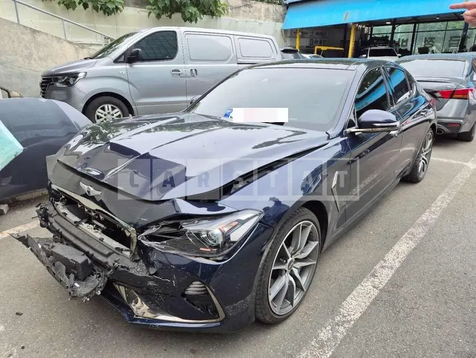 Photo 2 of 20: 2017 Genesis G70 3.3T AWD — Korean insurance auction