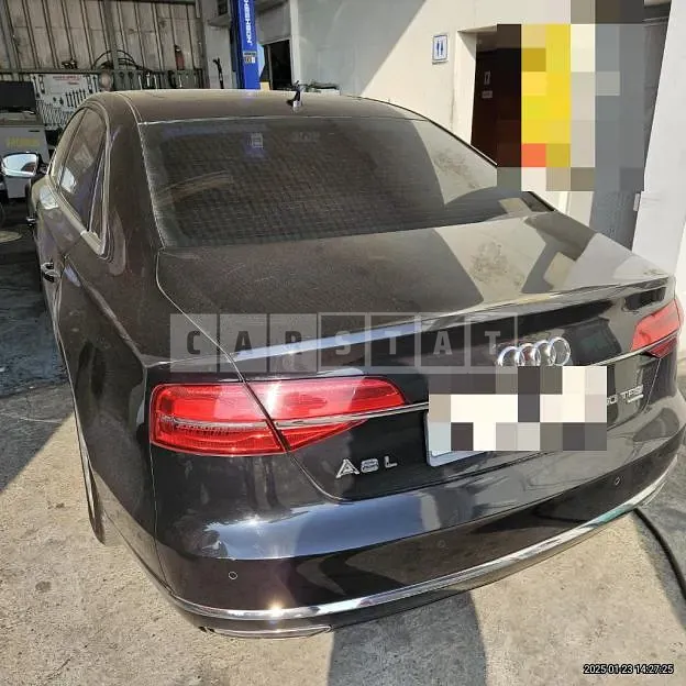 Photo 2 of 10: 2015 Audi A8L 50 TFSI quattro — Korean insurance auction