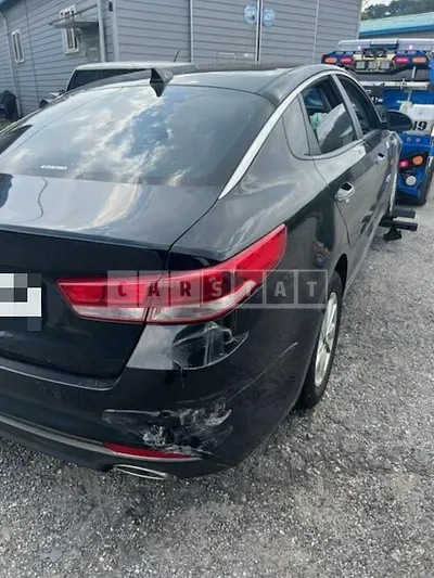 Photo 1 of 3: 2015 Kia K5 LPG, VIN KNAGT416BGA019136 — Korean insurance auction