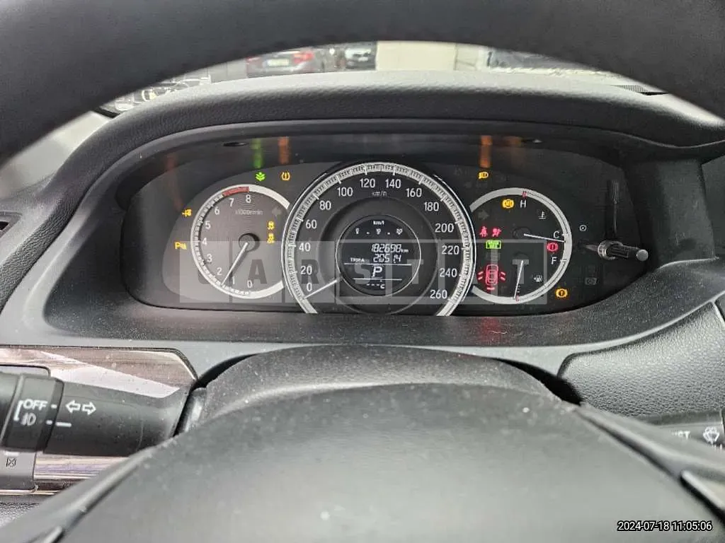 Photo 2 of 21: 2017 Honda Accord 2.4 — Korean insurance auction