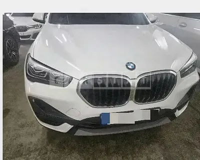 Photo 1 of 17: 2020 BMW X1 xDrive20i Advantage — Korean insurance auction