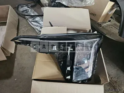 Photo 1 of 7: 2024 Kia (parts) Carnival Light — Korean insurance auction
