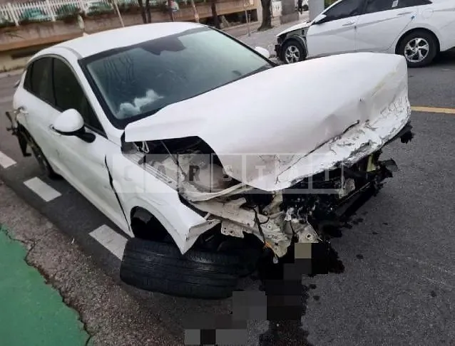 Photo 2 of 20: 2021 Kia K5 — Korean insurance auction