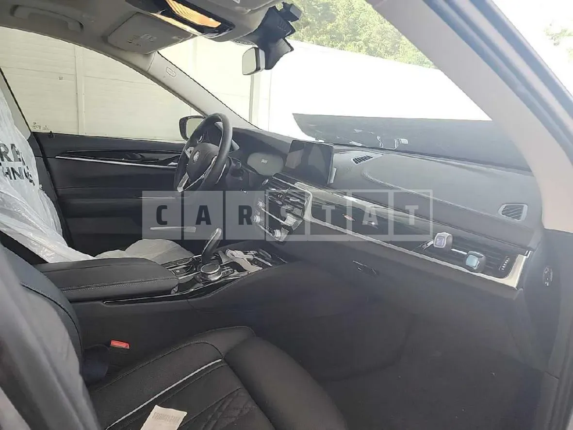 Photo 2 of 18: 2020 BMW 630i xDrive Luxury, VIN WBA81BP04LCD82909 — Korean insurance auction