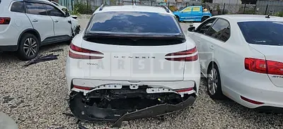Photo 1 of 10: 2022 Genesis GV60 Electric Car — Korean insurance auction