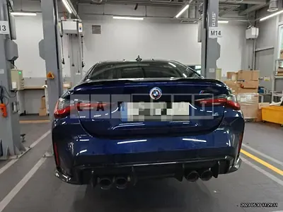 Photo 1 of 32: 2022 BMW M4 Competition M xDrive — Korean insurance auction